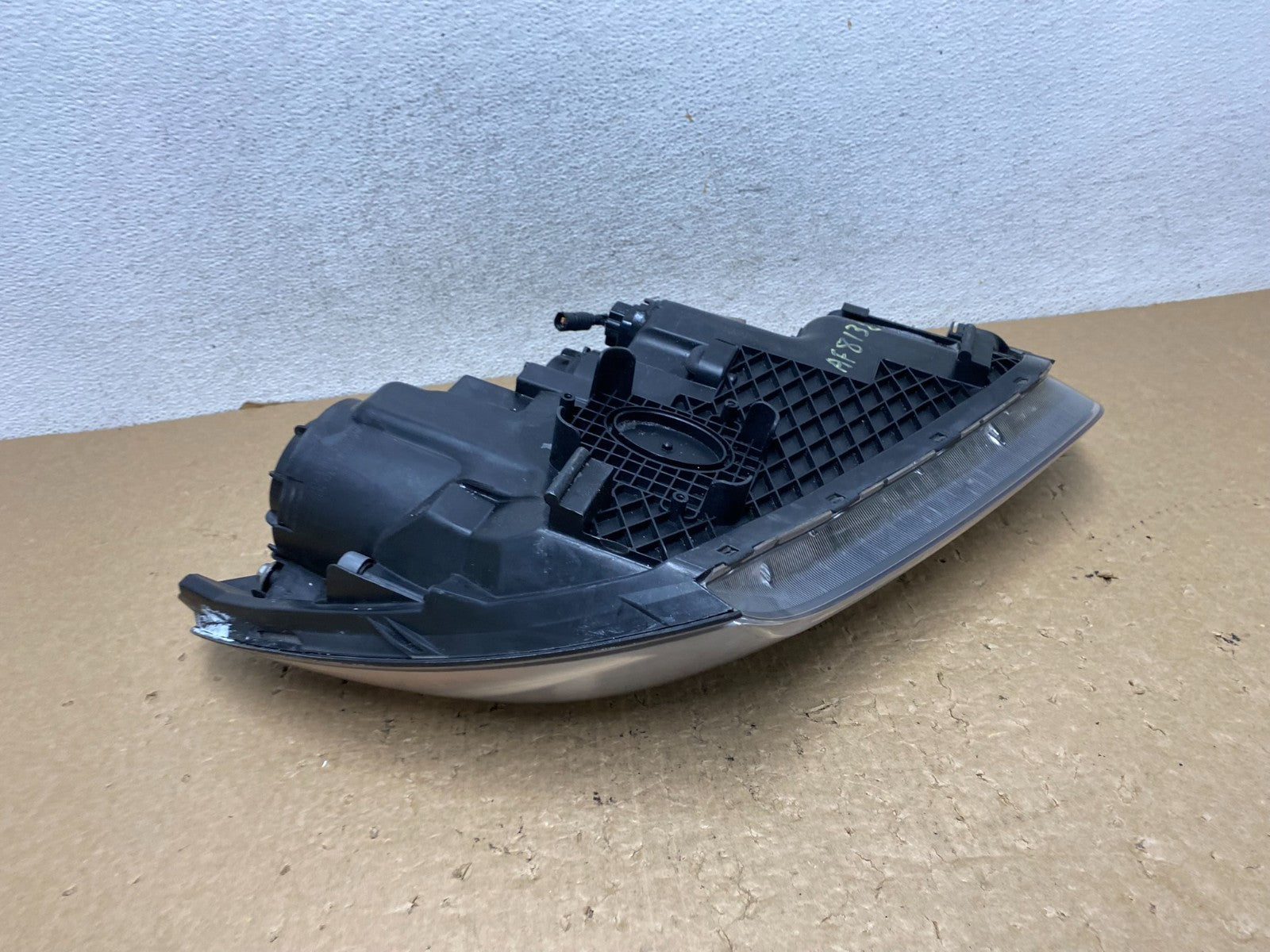 2013 - 2016 Hyundai Genesis Coupe Left Driver LH Halogen Headlight AF8138 DW7