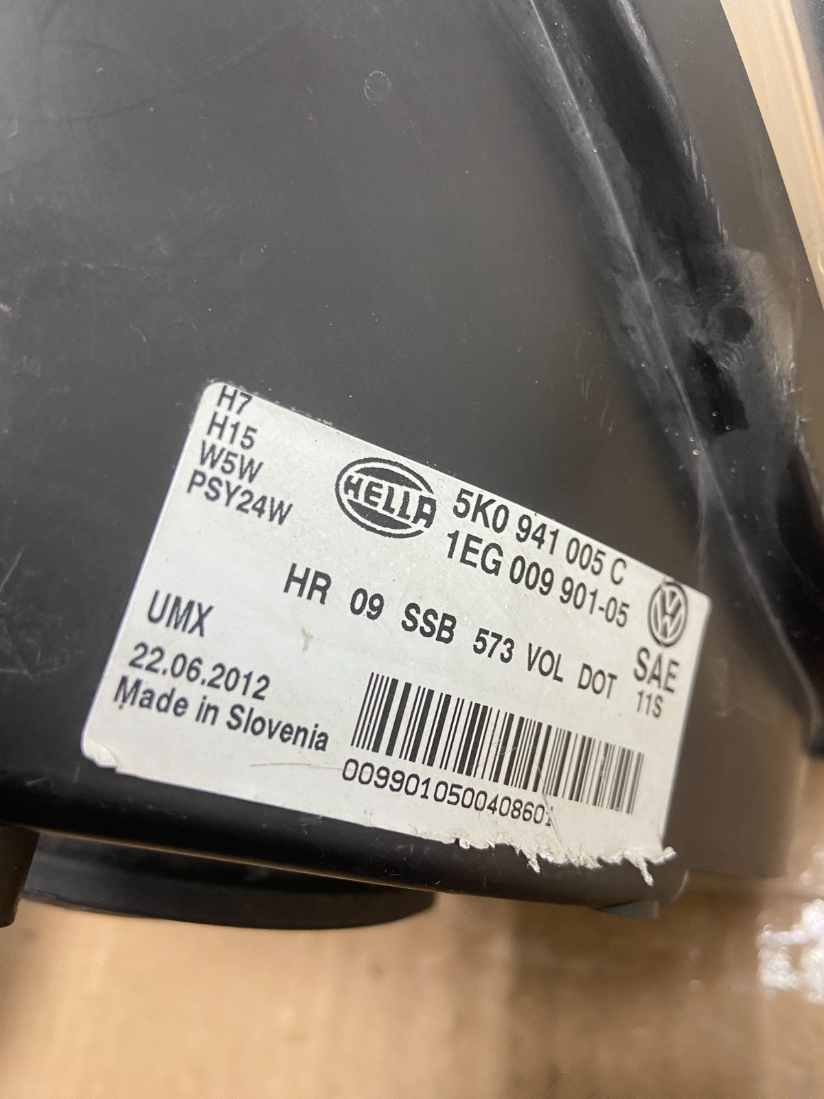 2010-2014 Volkswagen Golf MK6 GTI Left Driver LH Halogen Headlight AE6022 DW10