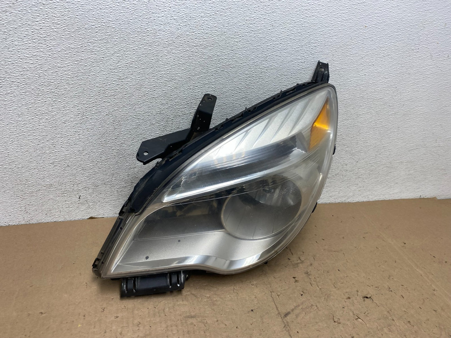 2010-2015 Chevrolet Equinox Halogen Headlight Left Driver LH Side AG5644 DW2