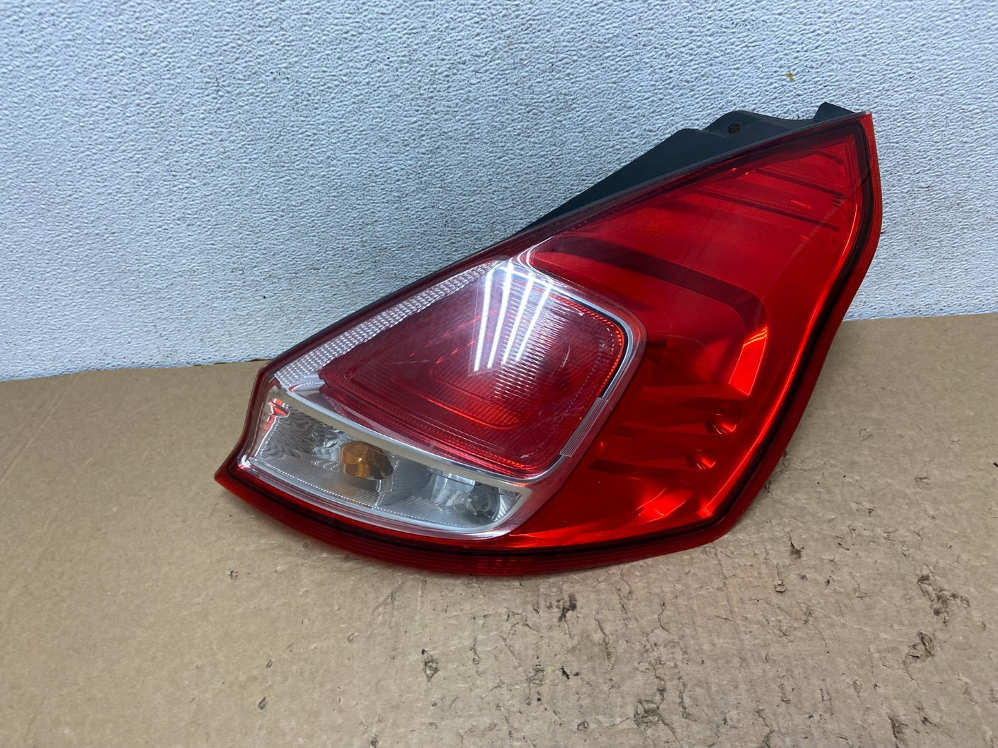2014 to 2019 Ford Fiesta Hatchback Passenger Right Side Tail Light 4 Door AF82880