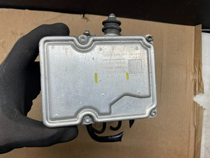 2011 - 2012  Porsche Cayenne Anti Lock Brake ABS Pump 7P0907379H D8523 PS5