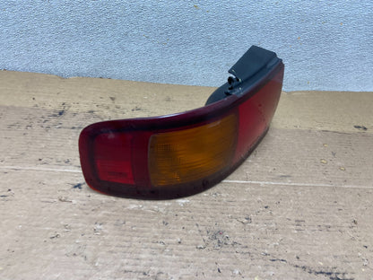 1995 - 1996 Toyota Camry Sedan Left Driver Side Lh Tail Light Lamp Oem AB3401 LK2