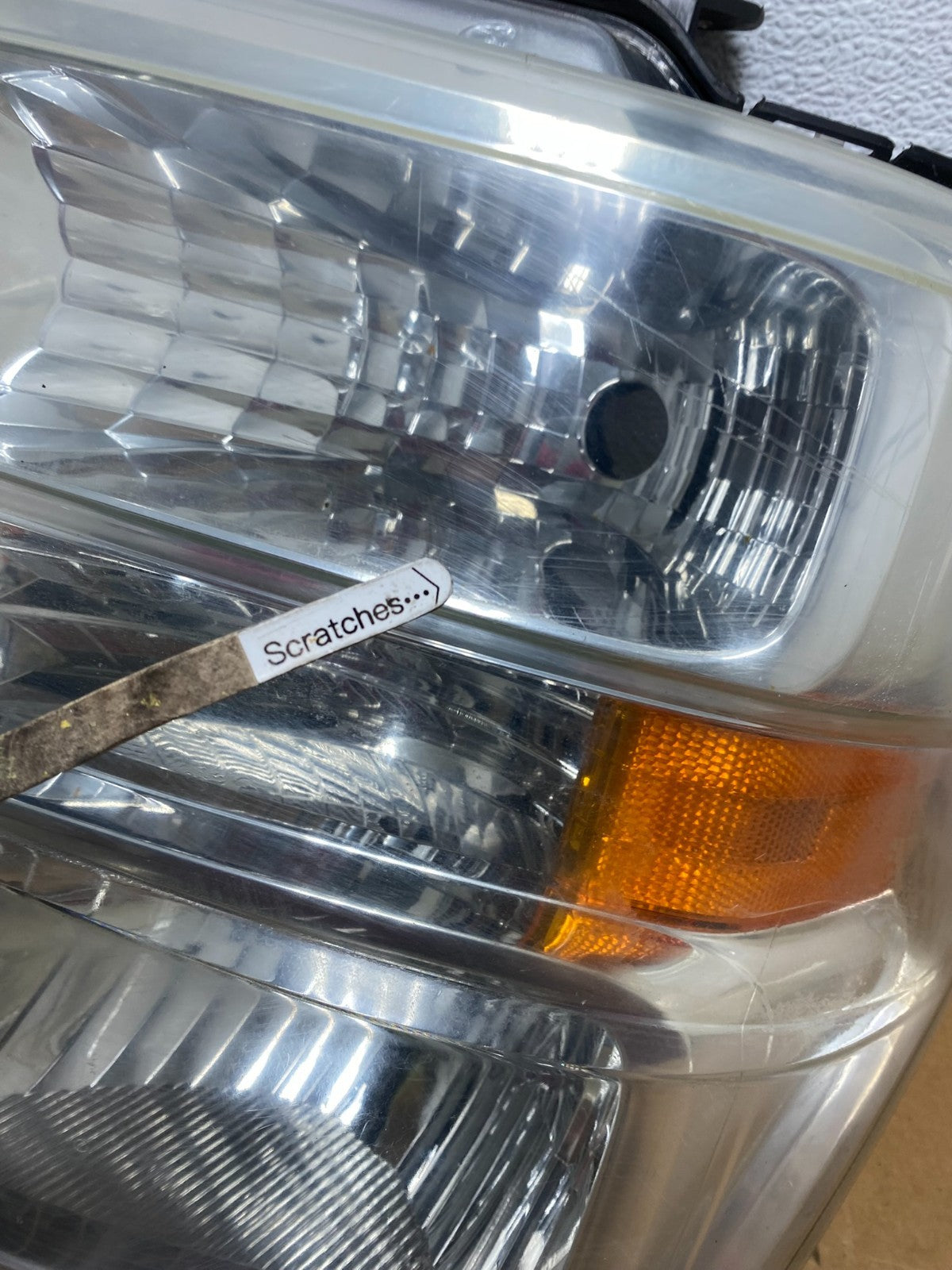 2008-2014 Ford Econoline E150 E250 E350 Left Driver LH Headlight AE0660 DW3
