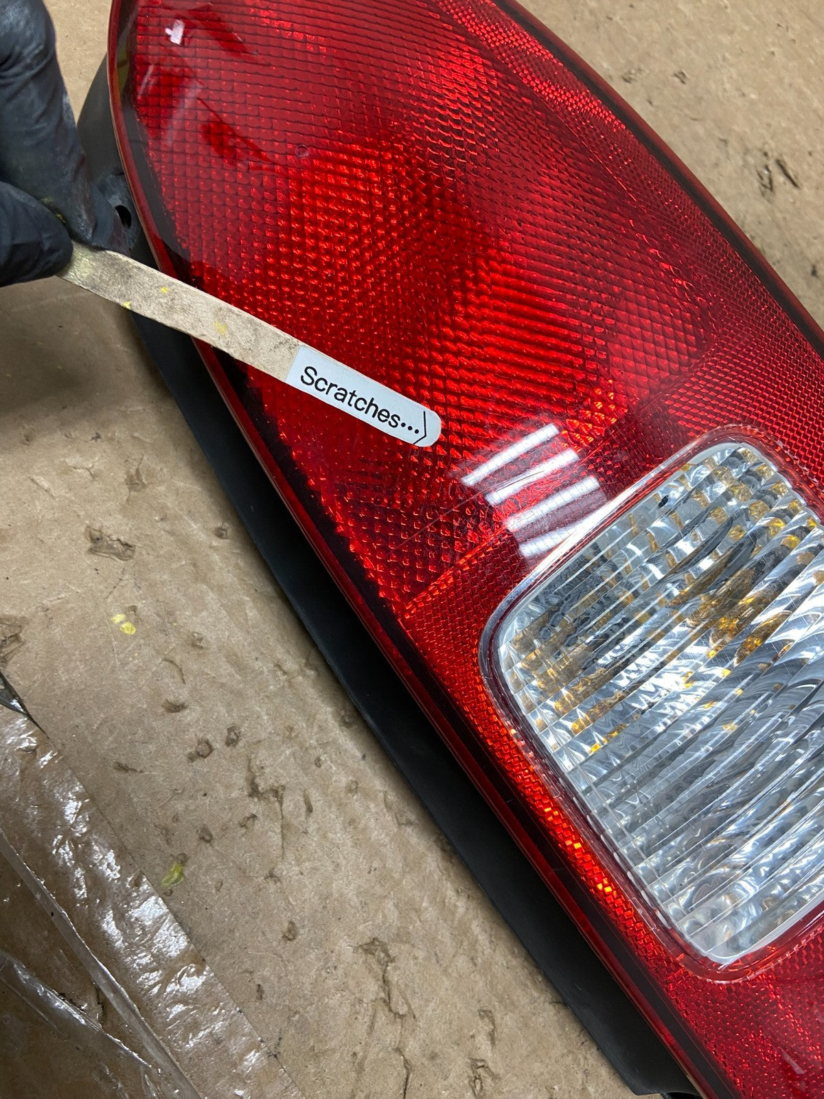 2001 to 2002 Nissan Quest Right Passenger Rh Side Tail Light OEM Z3749 PS3