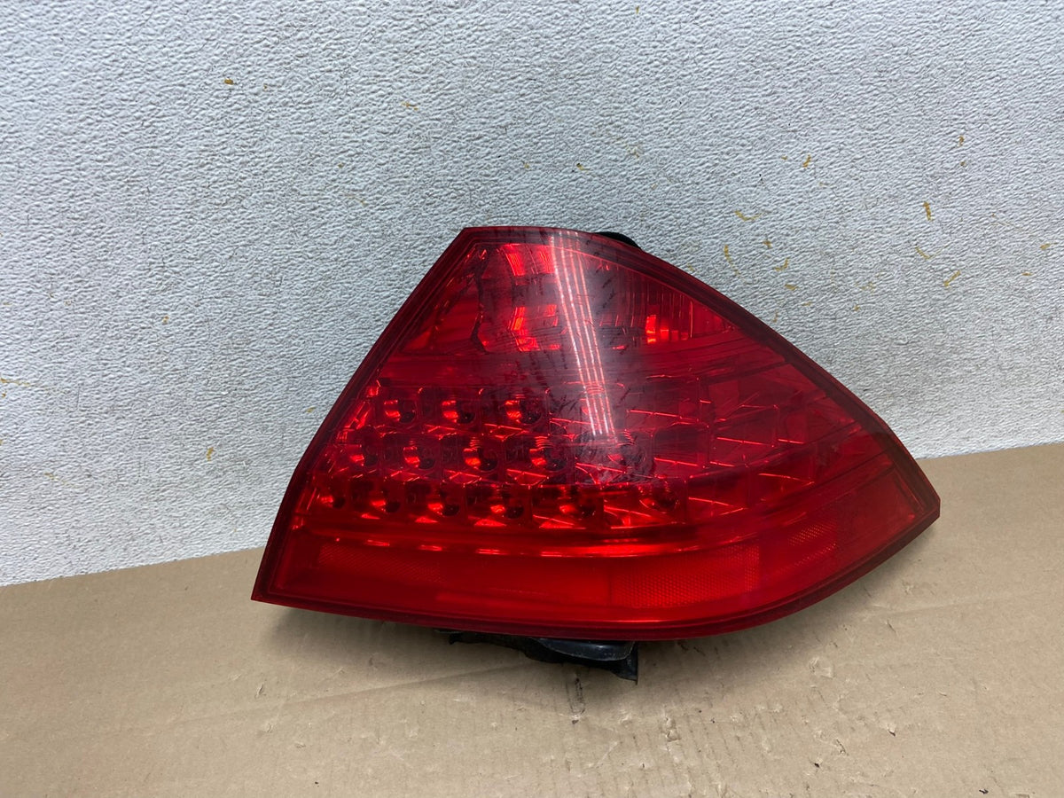 2006 - 2007 Honda Accord Right Passenger Side Tail light AI2184 LK0
