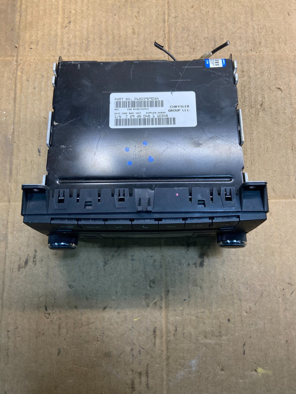 2011-2013 Chrysler Dodge Jeep \Radio Stereo Cd Player P68039290ah Y7287 DG2