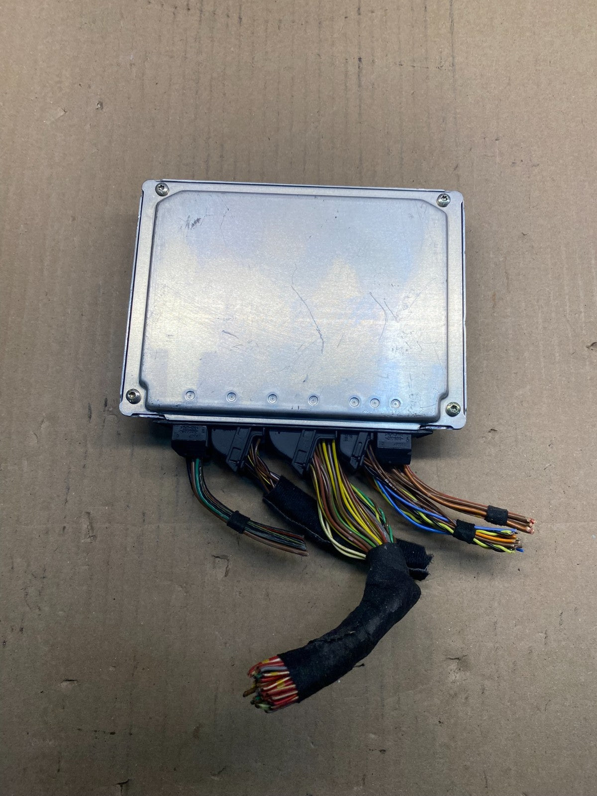 2004 2005 Bmw 530i Ecm Ecu Engine Computer Module ai4958 DG1