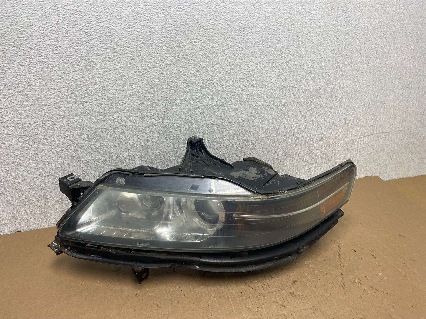 2004 2005 2006 Acura TL Headlight Left Driver LH Side Xenon HID AD8027 DG0