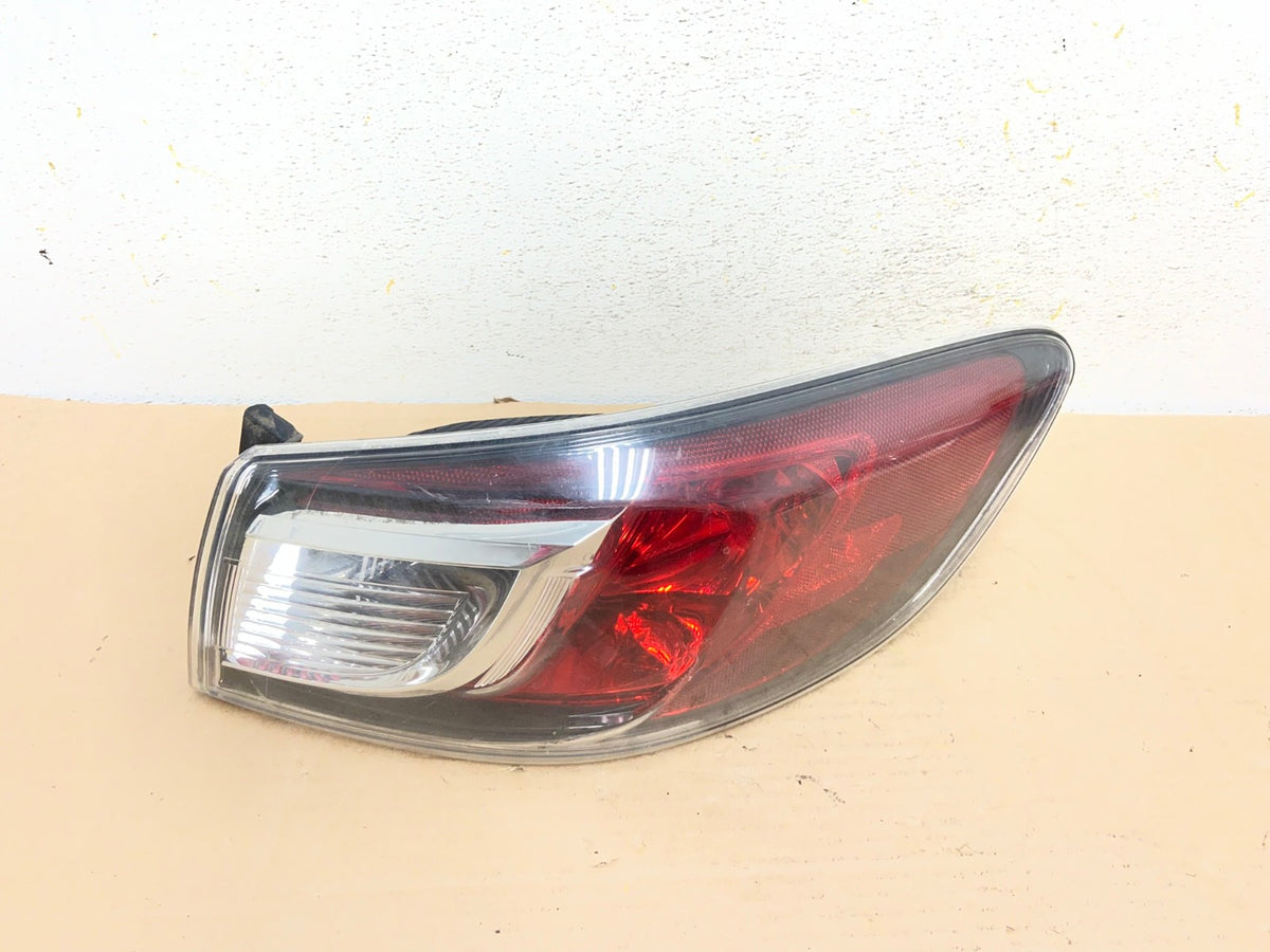 2010 2011 2012 2013 Mazda 3 Right Passenger Rh Side Tail Light AH9459 LK0