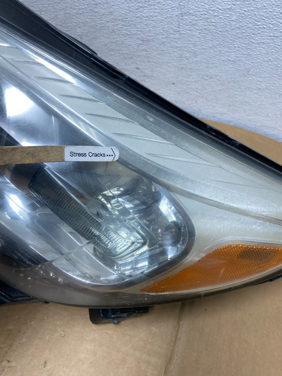 2013 2014 2015 Chevrolet Malibu Headlight Projector Left Driver Side AC85474