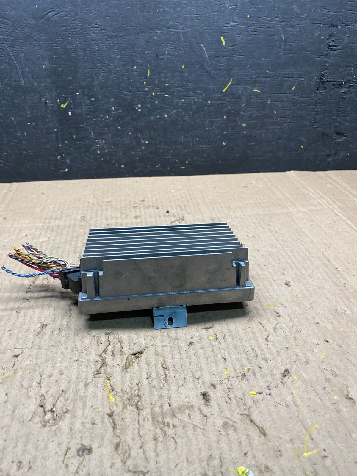 2007-2013 BMW X5 Top HiFi Lear Radio Audio Amplifier Amp OEM R9068 DG3