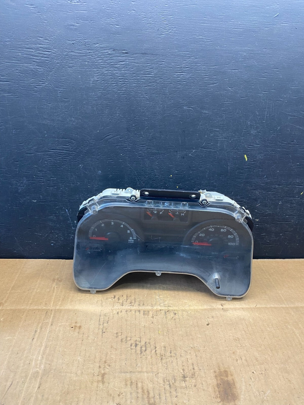 2011 2012 2013 Ford E150 E250 E350 VAN Gauge Speedometer Cluster o1420 DG0