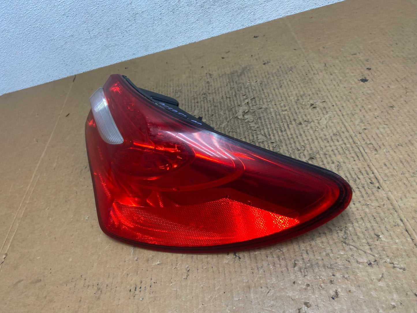 2011-2014 Chrysler 200 Sedan Right Passenger Side RH Tail Light AE2872 LK1