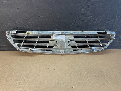 2002 2003 2004 Infiniti I35 Sedan Front Upper Grill Grille AF51943