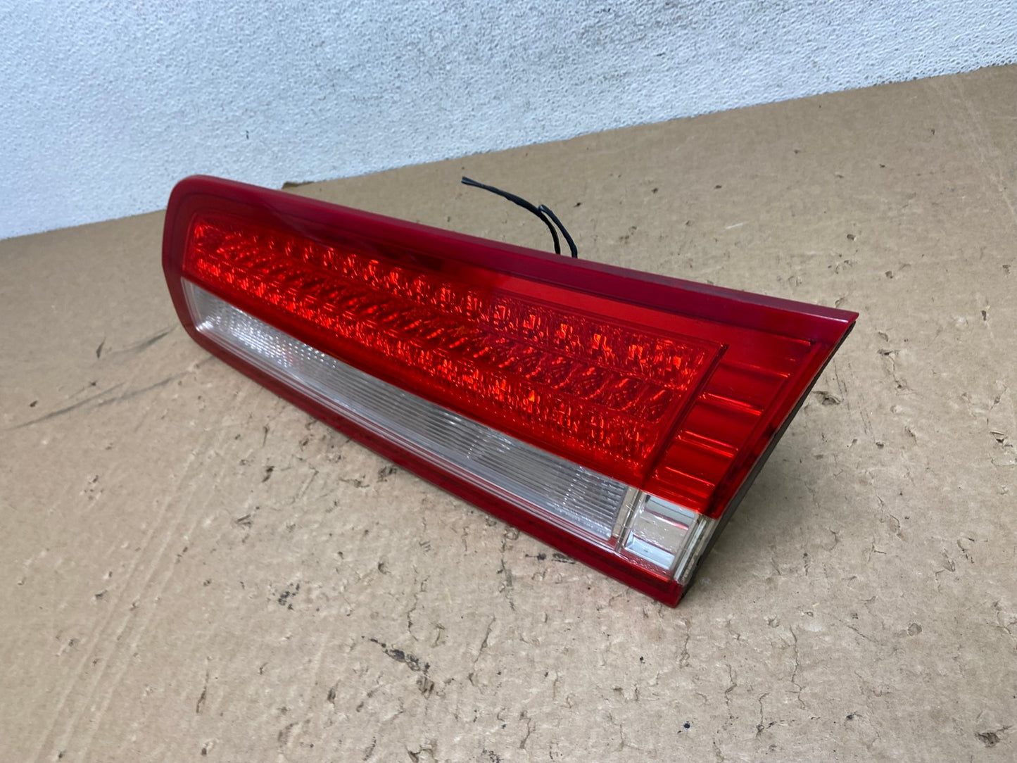 2010 2011 2012 Lincoln MKZ Right Passenger Side Tail Light Inner AG1375 LK1