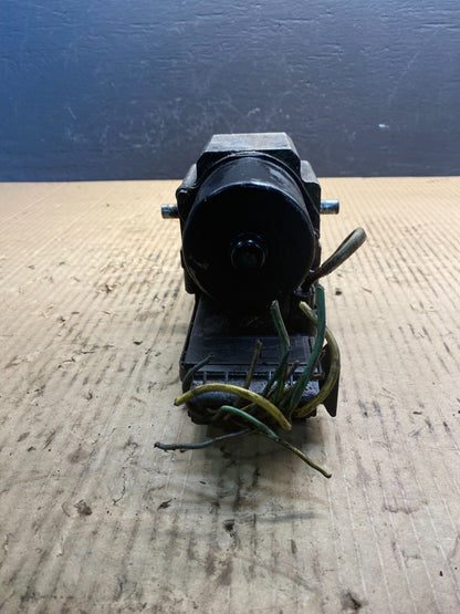 2006 2007 Ford E250 E350 Econoline Anti-Lock ABS Antilock Brake Pump AC0923 DG5