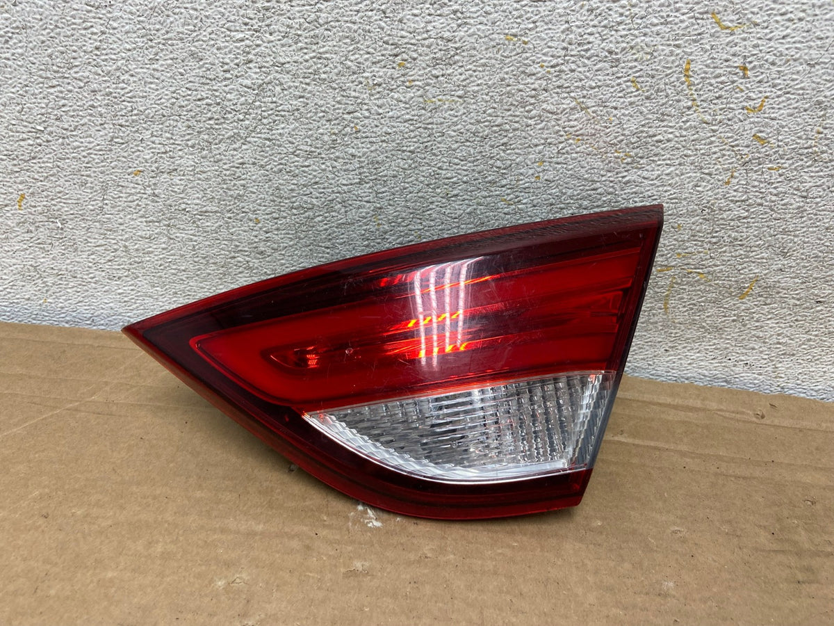 2015 to 2017 Chrysler 200 Sedan Right Passenger Inner Tail Light AH8453 LK0
