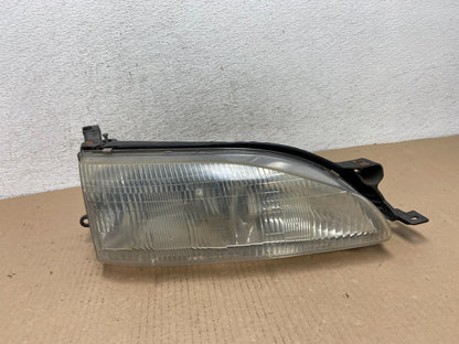 1995 to 1996 Toyota Camry Right Passenger RH Side Headlight AF3084 DW0