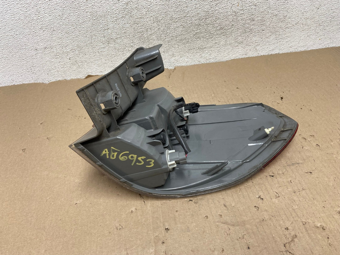 2008 2009 2010 Honda Odyssey Left Driver LH Side Tail Light AG6953 LK5
