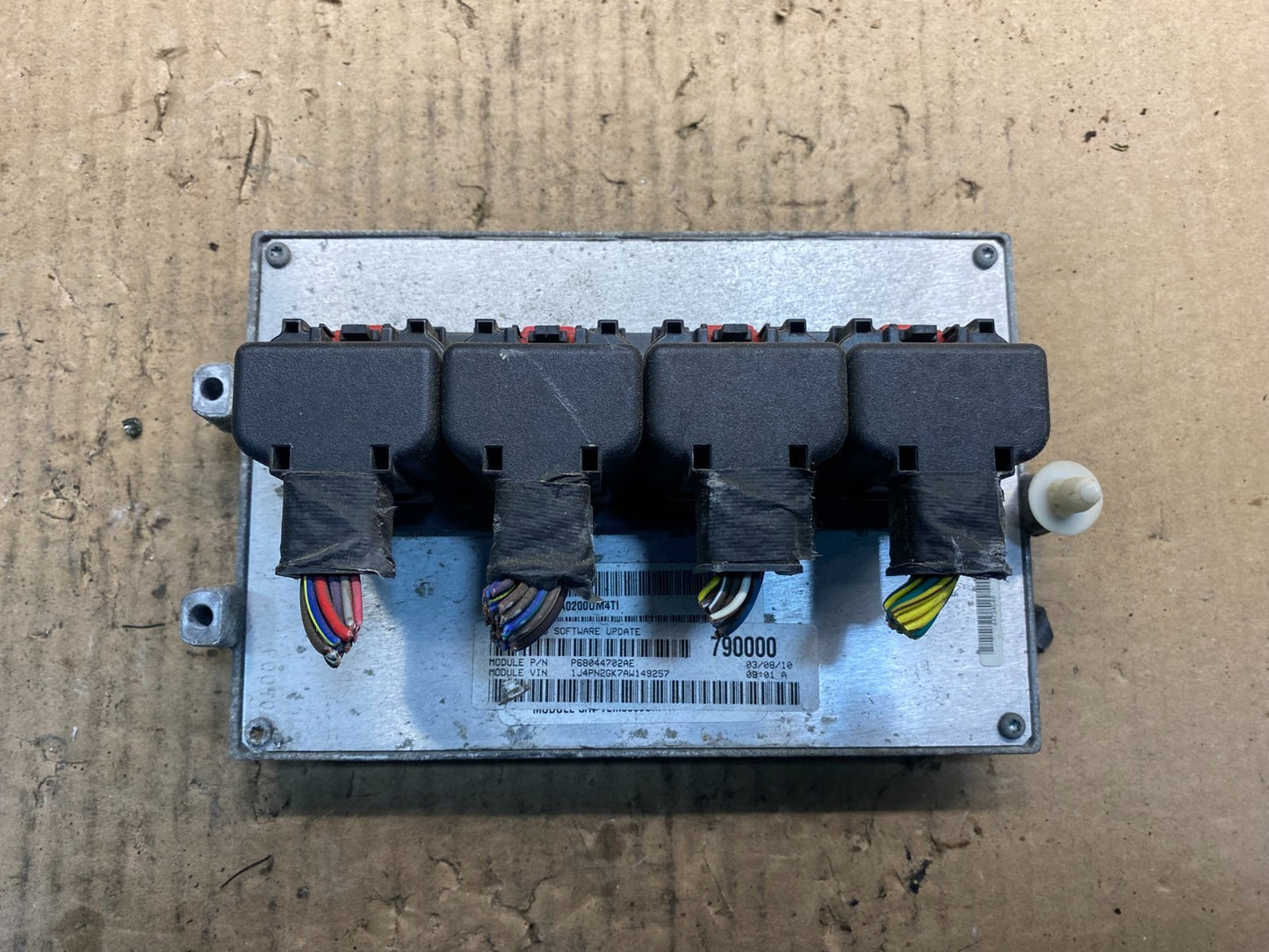 2010 Jeep Liberty Nitro 3.7L Engine Control Unit ECU ECM p68044702AE AE8050 DW0