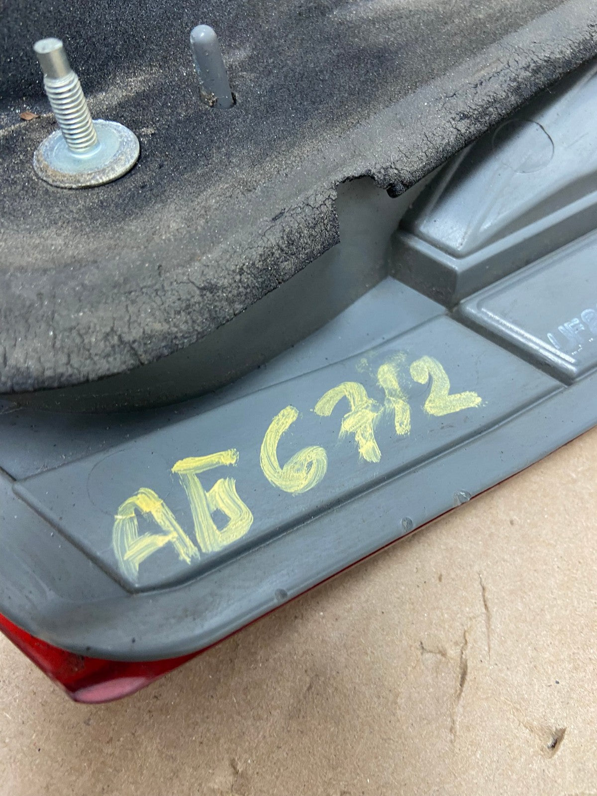 2005 2006 2007 Honda Odyssey Inner Left Driver Lh Side Tail Light AG6712 LK7