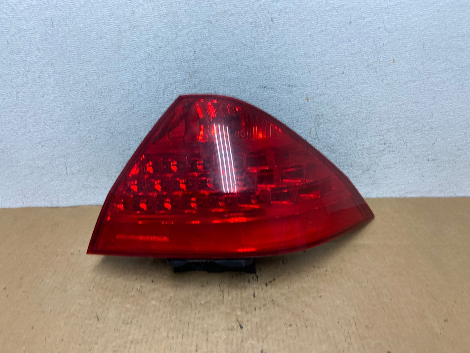2006 - 2007 Honda Accord Right Passenger Side Tail light AD4741 LK0