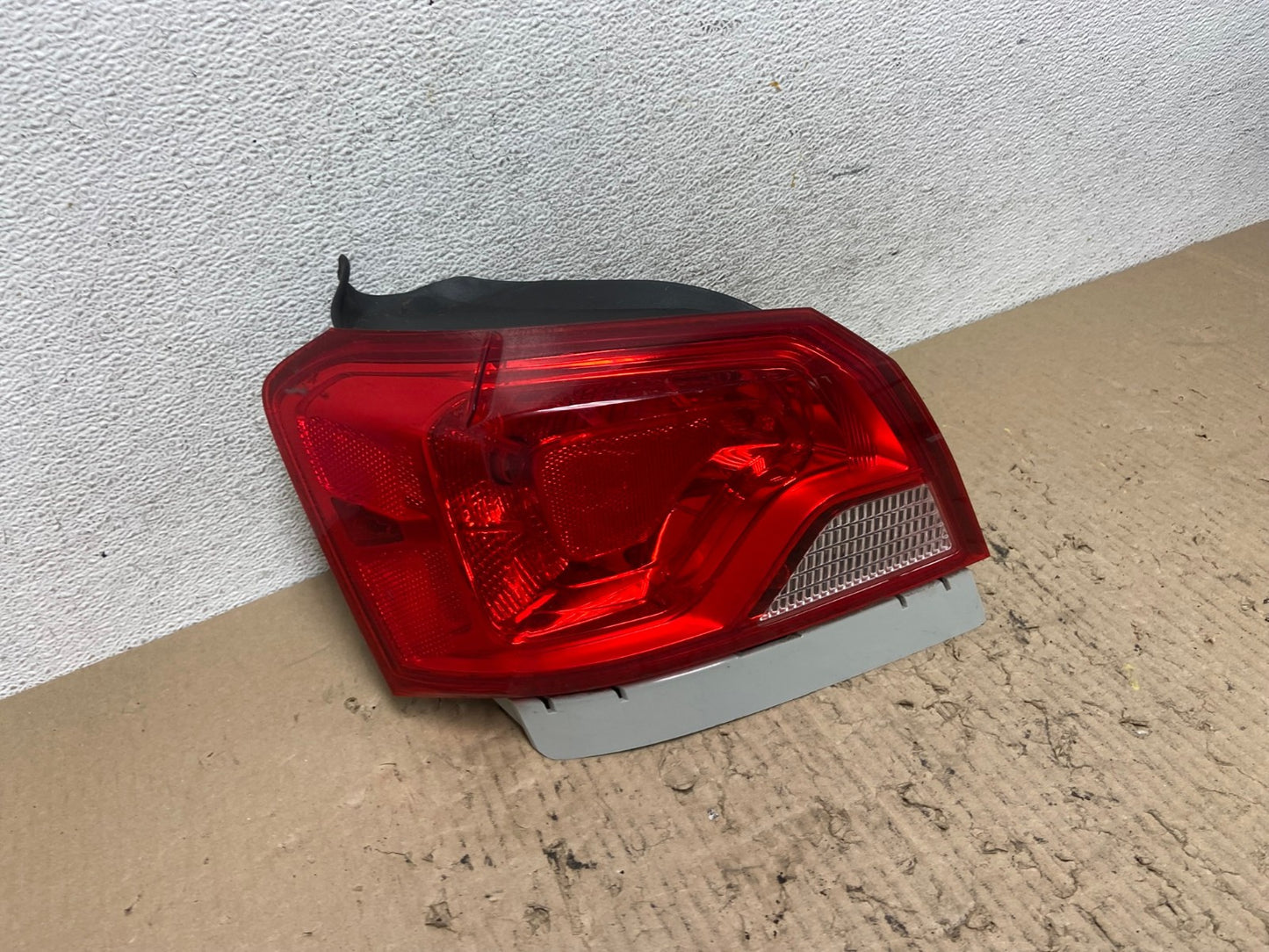 2014 to 2020 Chevrolet Impala Left Driver LH Side Outer Tail Light AF7230 LK2