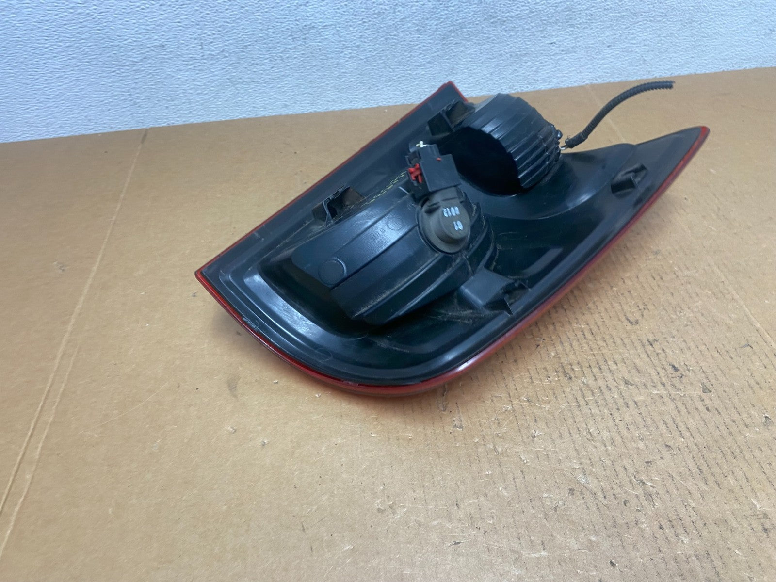 2010 to 2018 Dodge Ram 1500 Right Passenger RH Side Tail Light AE0532 DW4