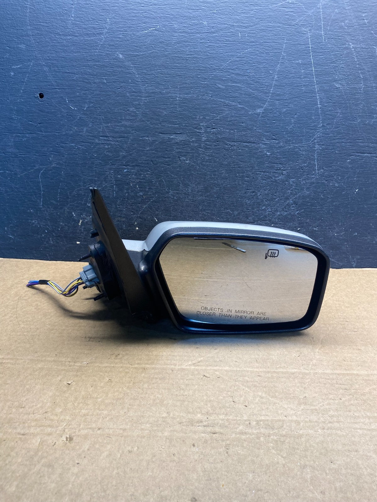 2006 to 2010 Ford Fusion Milan Right Passenger View Door Mirror af7629 DG7