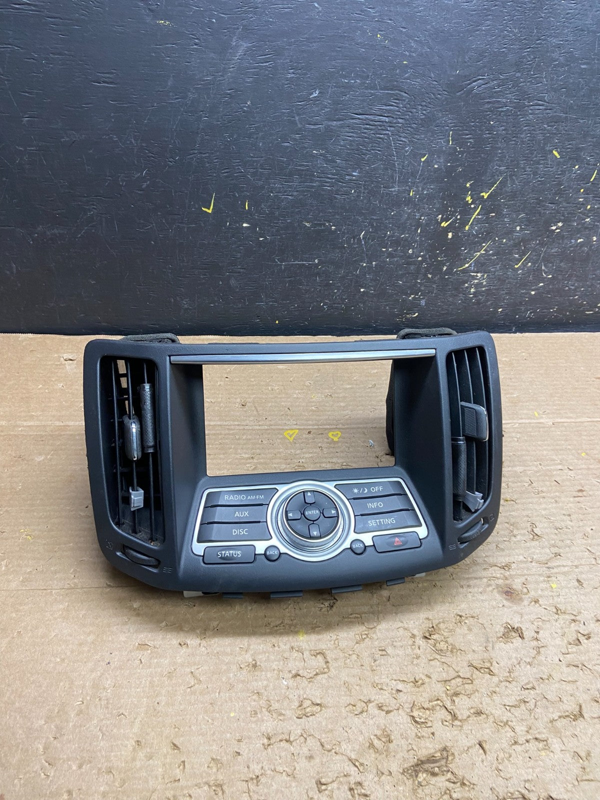 2010 to 2013 Infiniti G37 Radio Player Climate Control Panel Bezel W3255 DG0