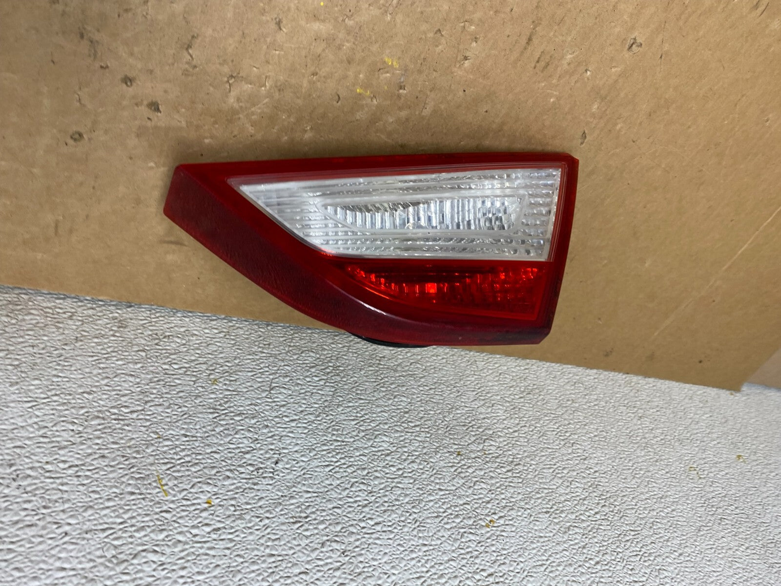 2011 to 2014 Hyundai Sonata Right Passenger Rh Inner Tail Light Oem H9707 KC0