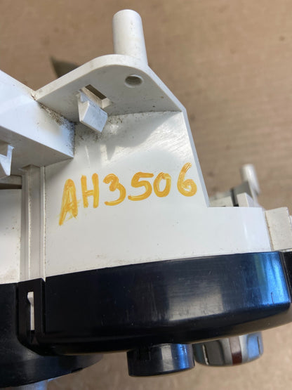 2012 to 2019 Nissan Versa Dash AC Climate Control Bezel Trim ah3506 DG6