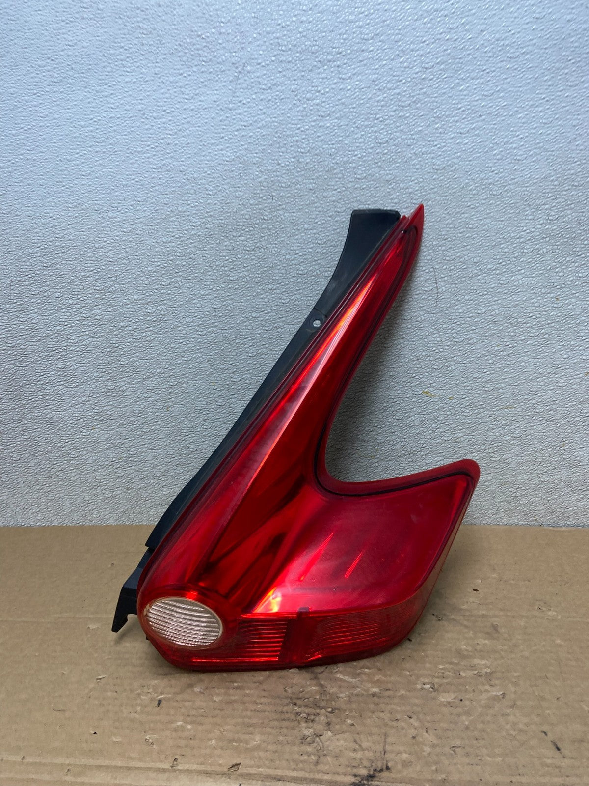 2011 to 2014 Nissan Juke Right Passenger RH Side Tail Light OEM AB4659 LK0