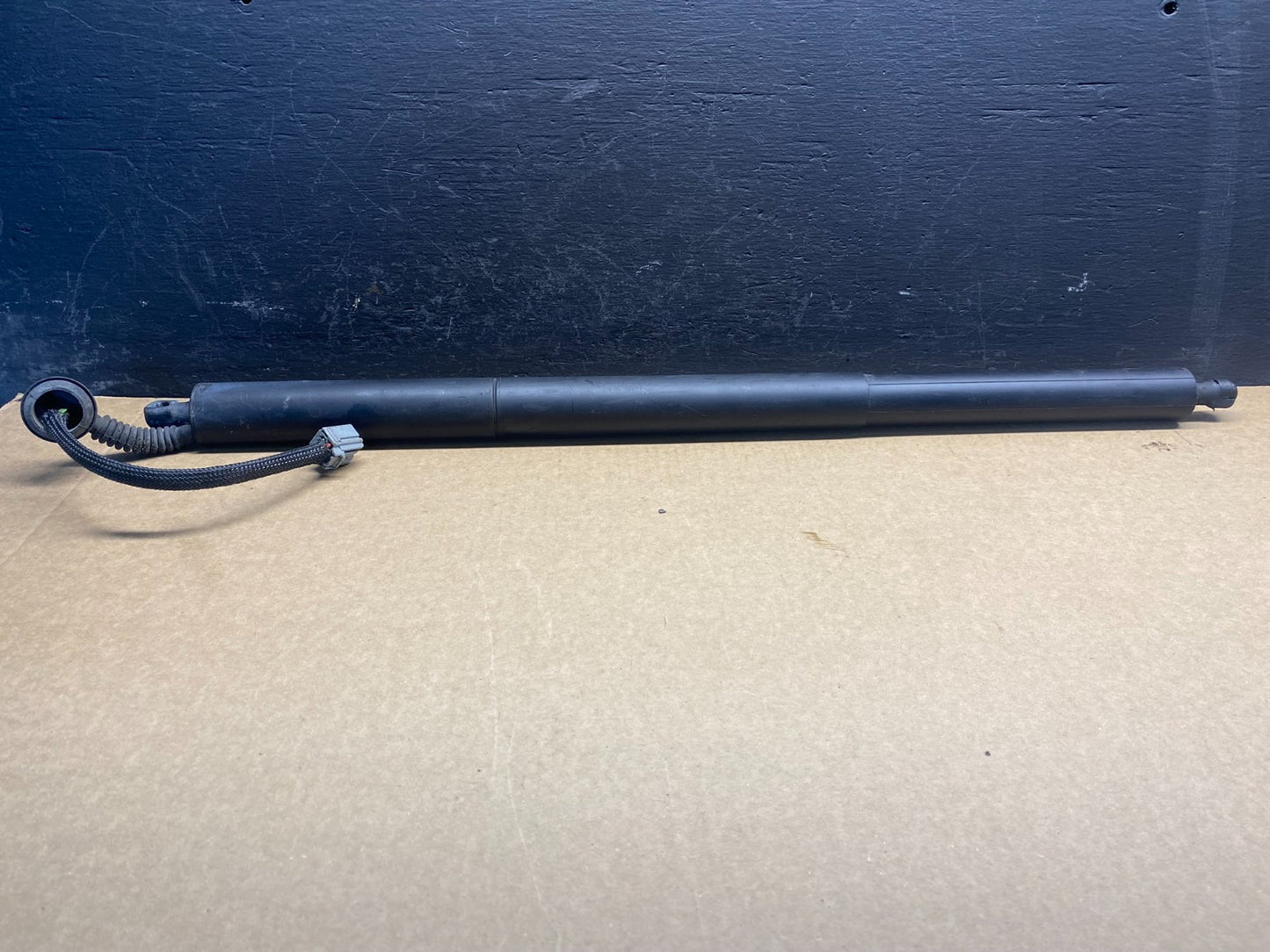 2011-2020 Jeep Grand Cherokee Left Rear Liftgate Rod Support Strut AC7030 DG0