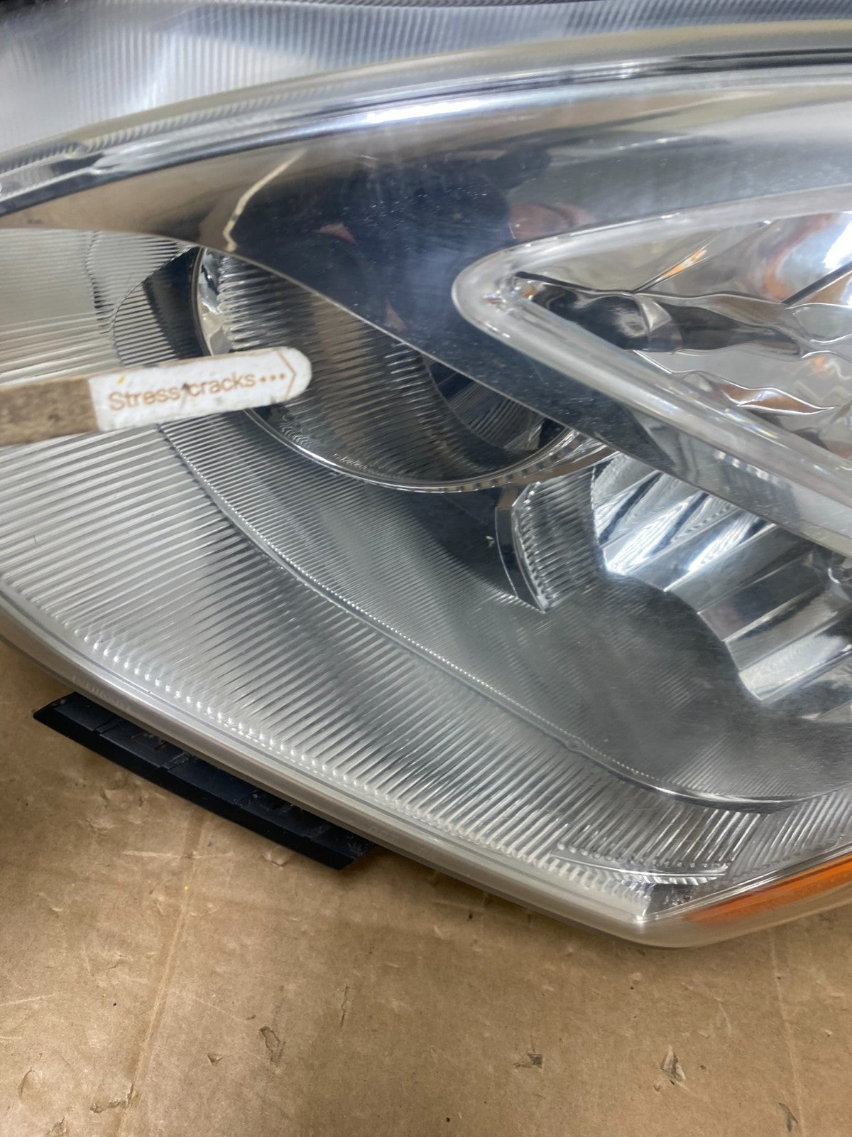 2009-2013 Nissan Rogue Left+Right Side Set Halogen Headlights OEM V6249 DW9
