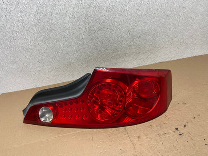 2003 - 2005 Infiniti G35 Coupe Right Passenger Rh Outer Tail Light AF4802 LK0