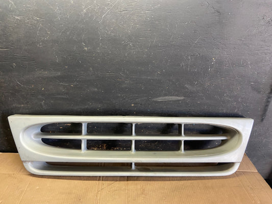 1992 to 1996 Ford Econoline Front Grille Grille OEM R7283 DG0