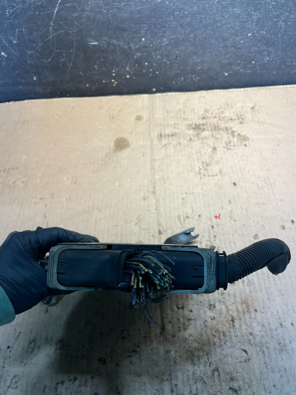 2009 Dodge Avenger Sebring 2.4L Engine Computer ECM ECU p05187404ac T2731 DG1