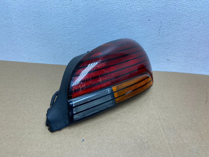 1996-1998 Pontiac Grand AM Right Passenger RH Side Tail Light OEM AB9977 DW2