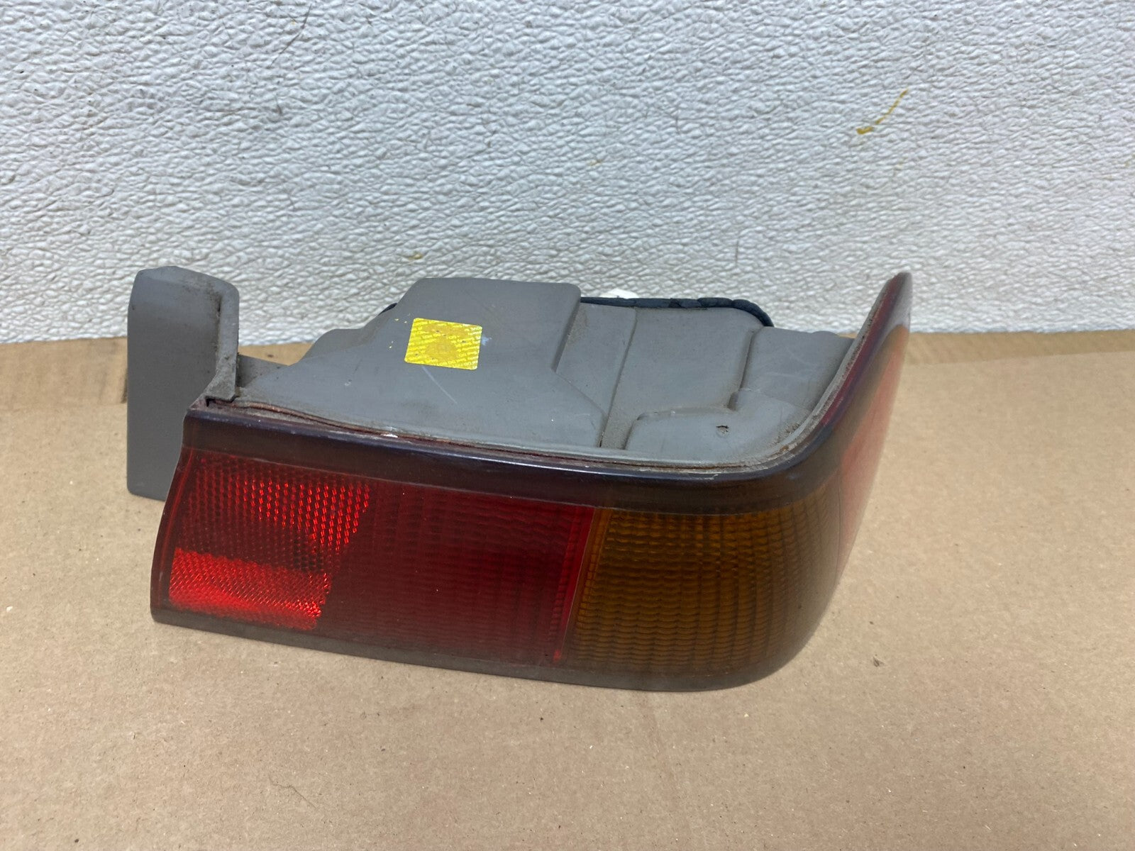 1997 1998 1999 Toyota Camry Tail Light Right Passenger Rh Side Oem D8267 DG10