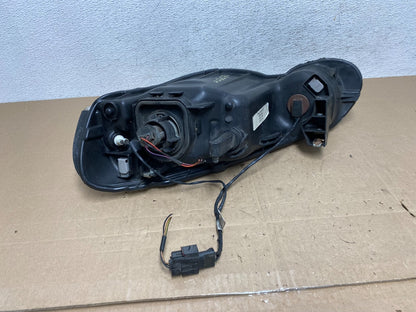2004 2005 2006 Chrysler Sebring Right Passenger Side Halogen Headlight AE5950 DW4