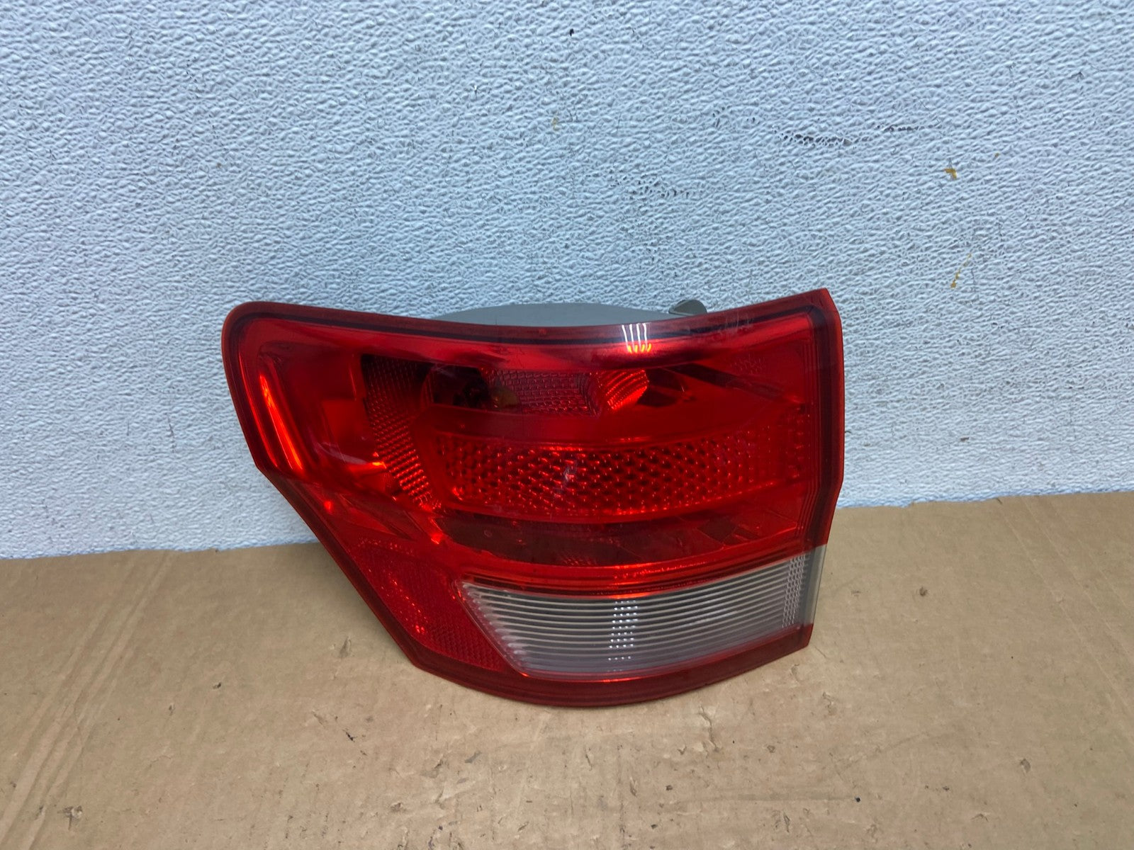 2011-2013 Jeep Grand Cherokee Left Driver Side Lh Tail Light TYC AD3192 LK0