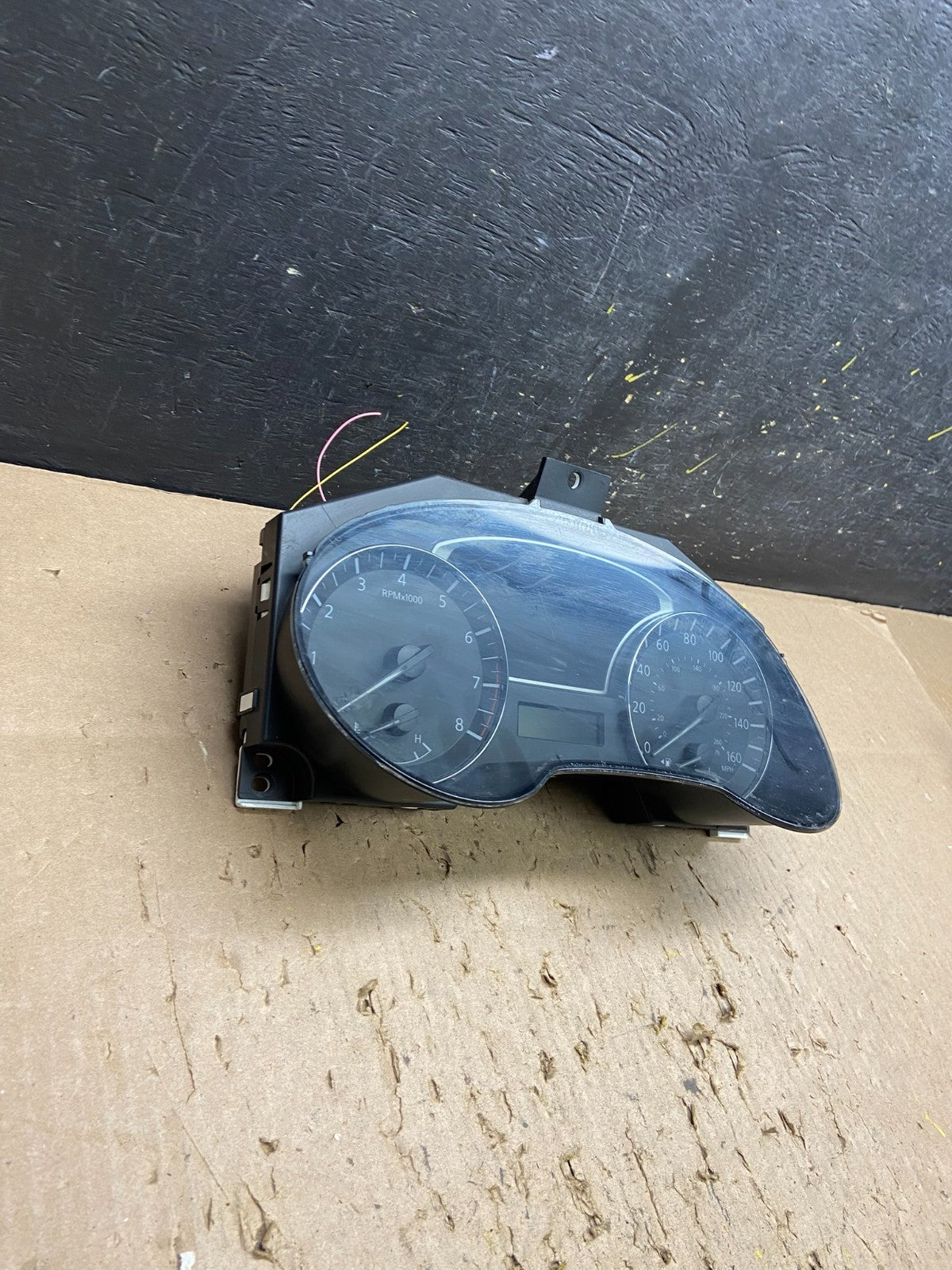 2013 Nissan Pathfinder Speedometer Cluster Gauge OEM  t6359 DG1