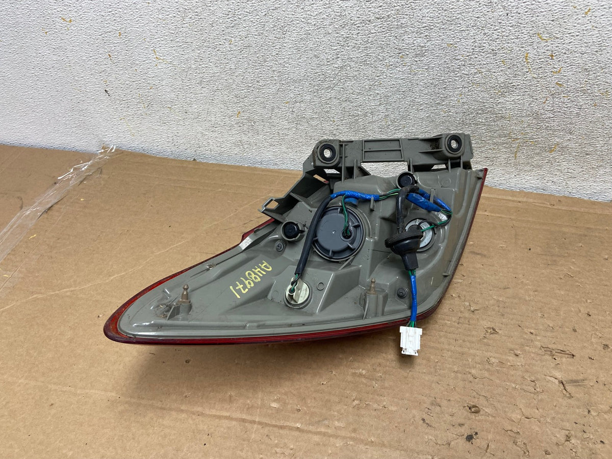 2011 - 2014 Nissan Murano Right Passenger Side RH Tail Light AH8971 LK4