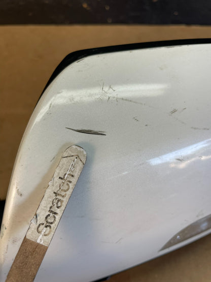 2011 - 2015 Kia Sorento Left Driver Lh Side Door Mirror Turn Signal AE09616