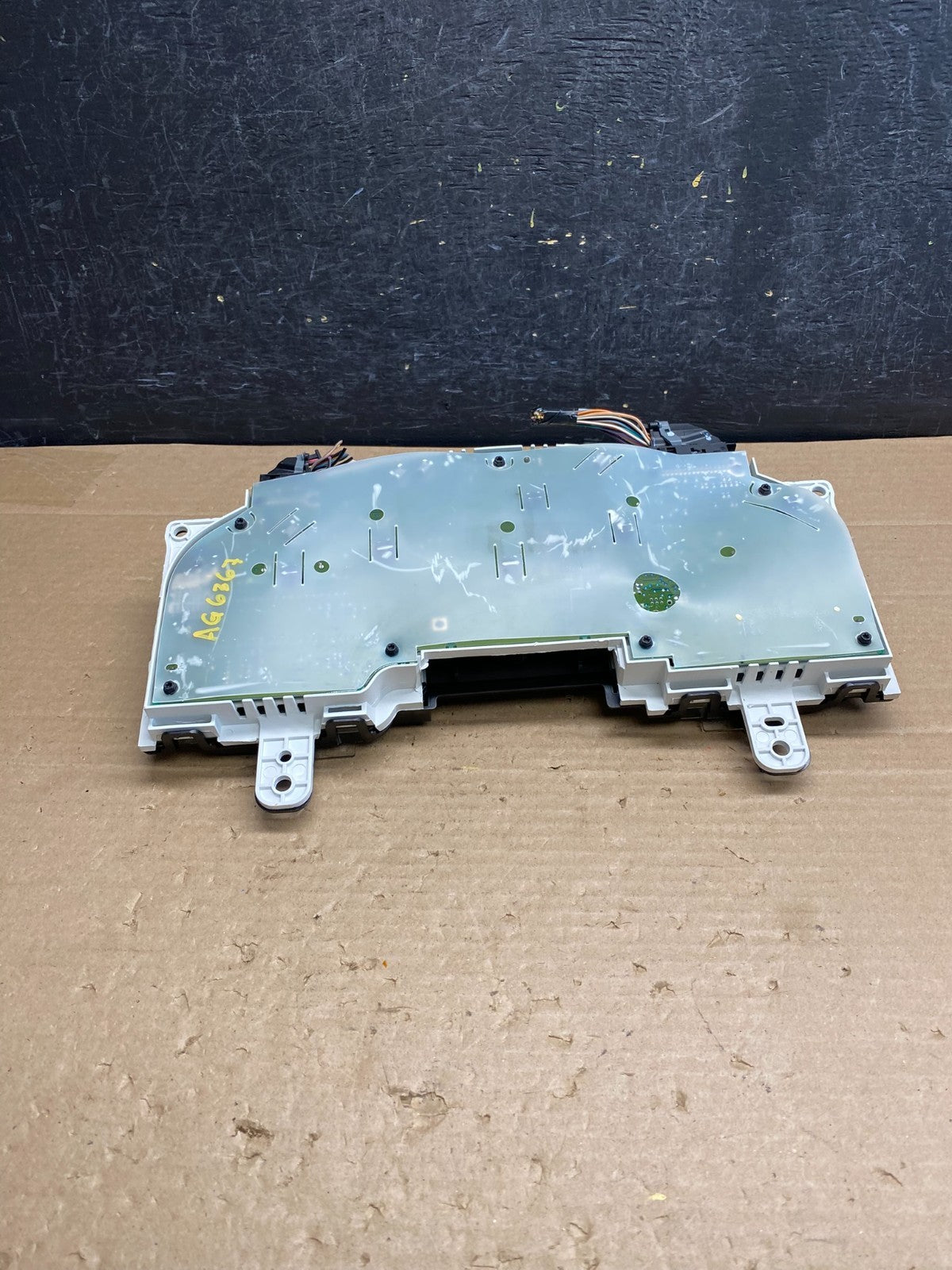 2004 - 2005 Ford F150 F-150 Lariat Speedometer Cluster Gauge ag6367 DG5