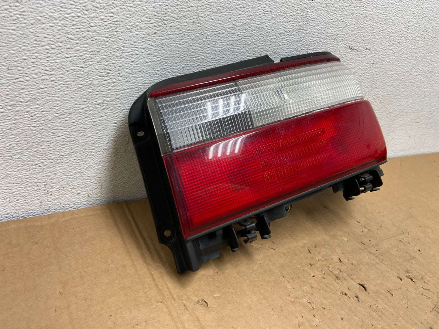 1996 to 1997 Toyota Corolla Right Passenger Rh Side Tail Light AD3254 DG2