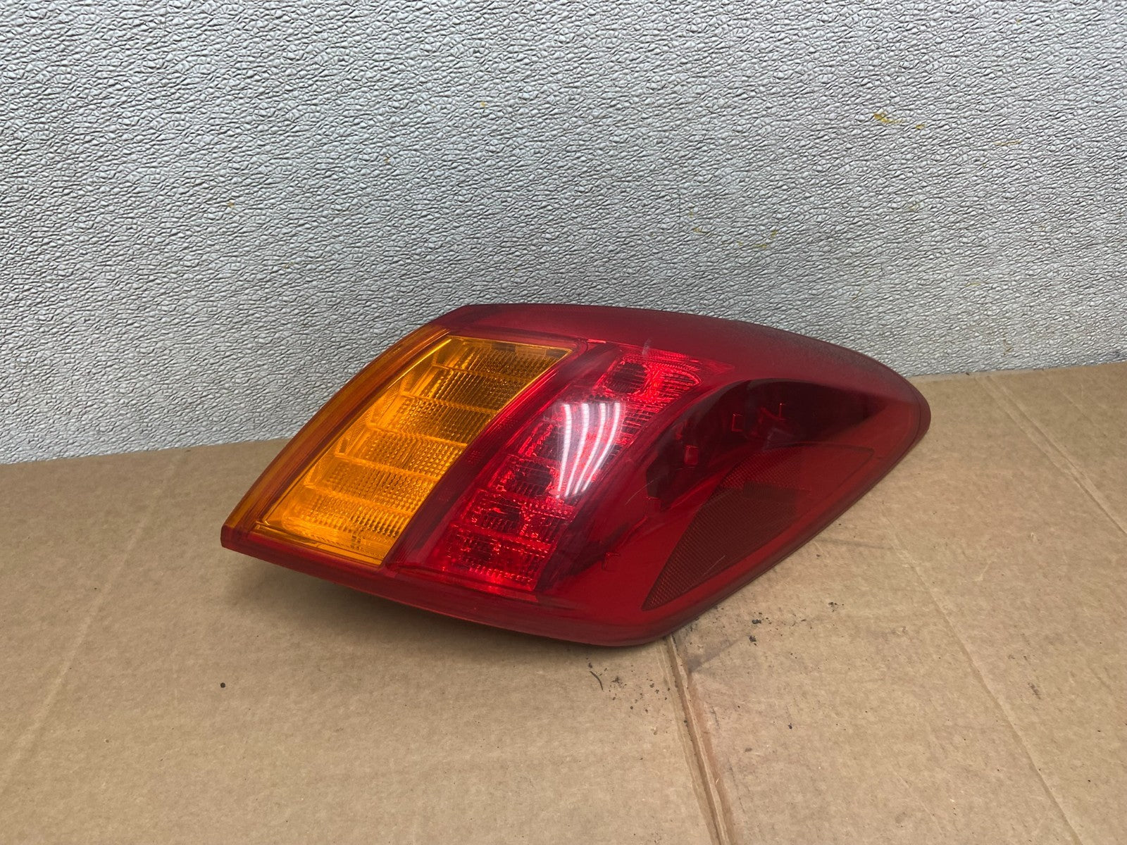 2009 2010 Nissan Murano Right Passenger Rh Side Tail Light Oem AA1108 DW0