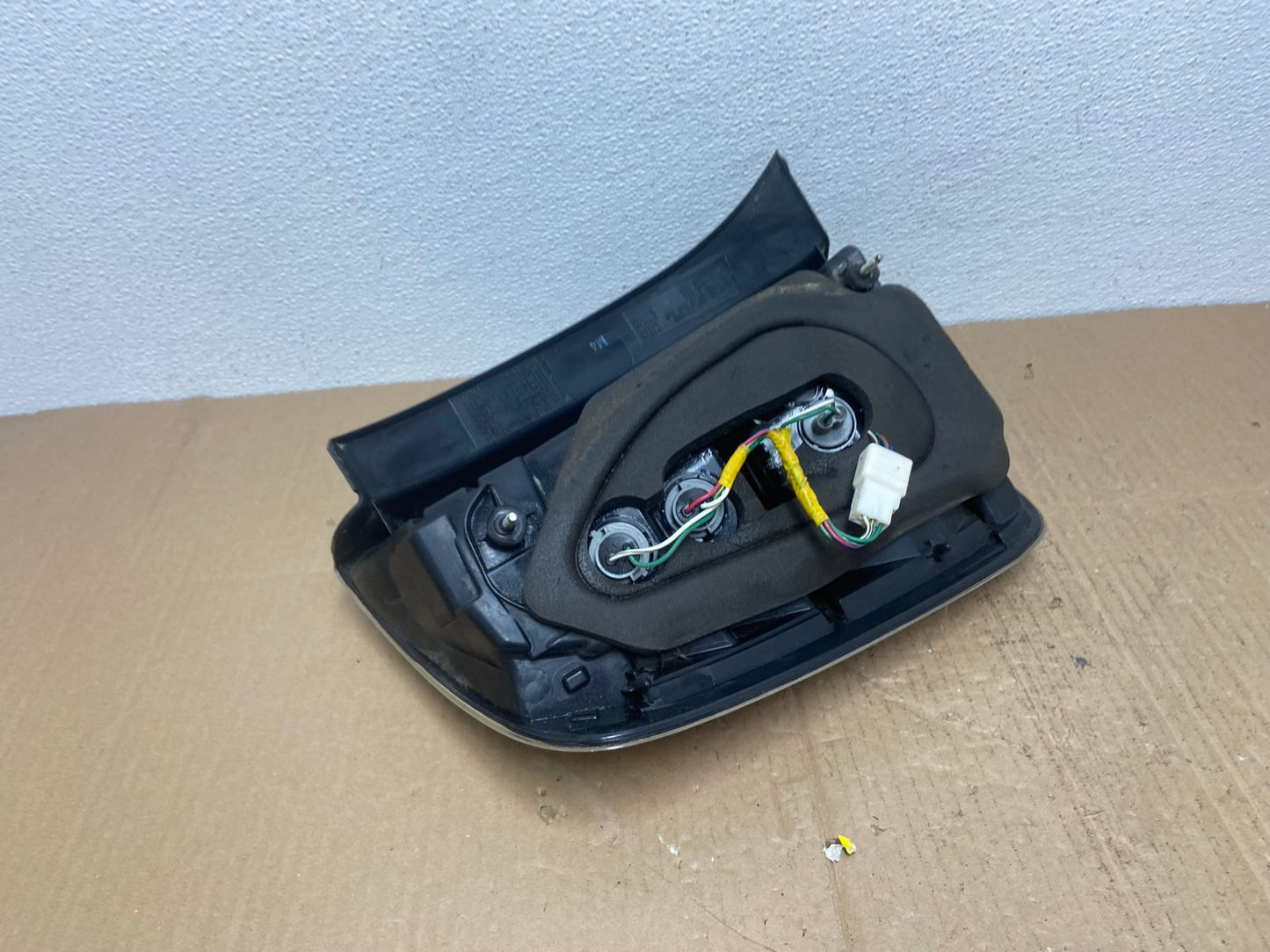 2006 to 2009 Toyota Prius Tail Light Right Passenger Side AB8219 LK5