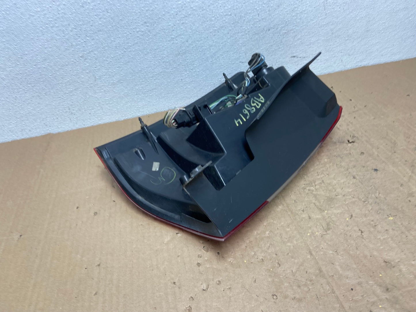 2011-2016 Chrysler Town and Country Right Passenger RH Tail Light AB8614 LK5